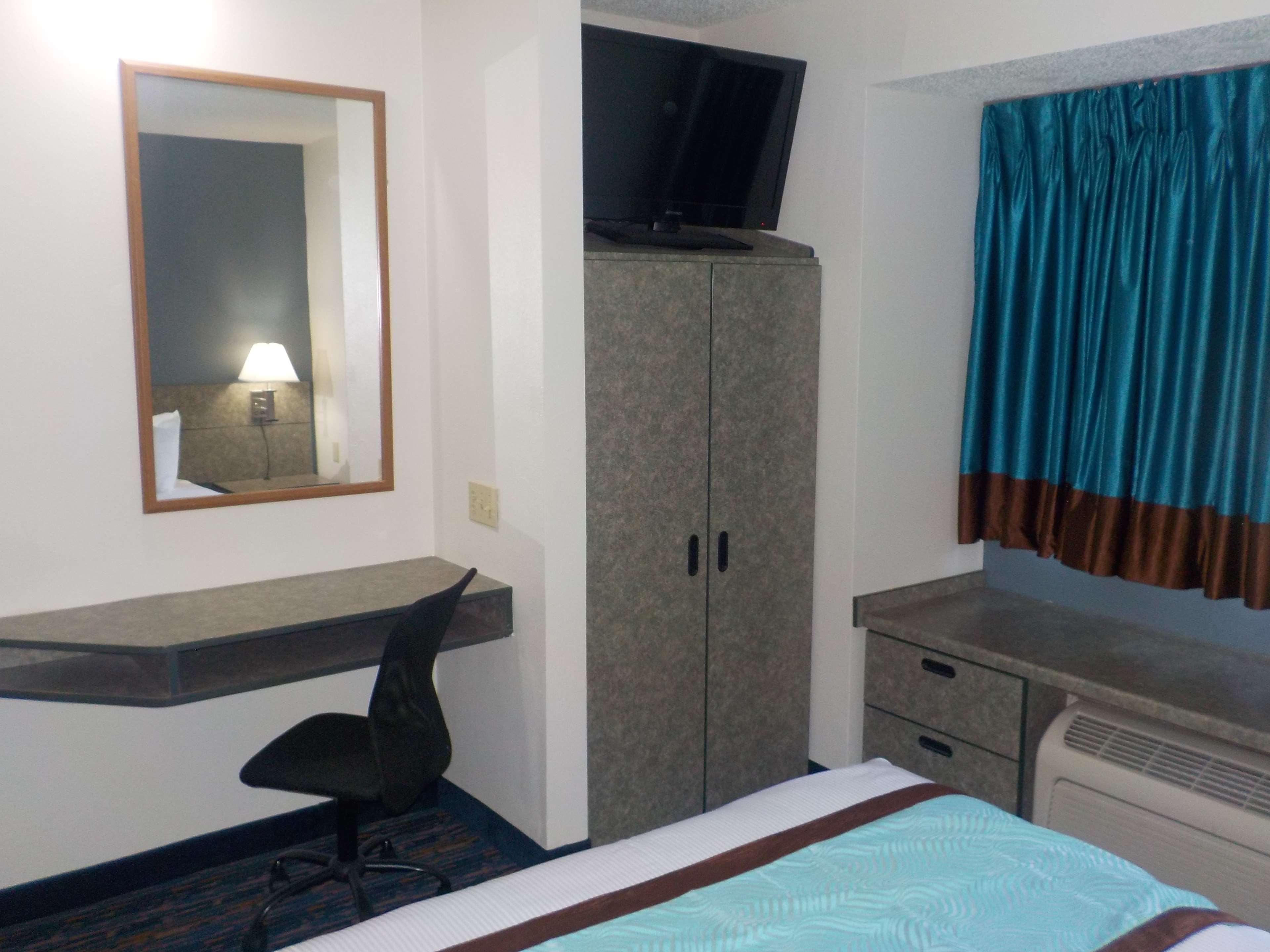 Mj Inn And Suites Marienville Ruang foto