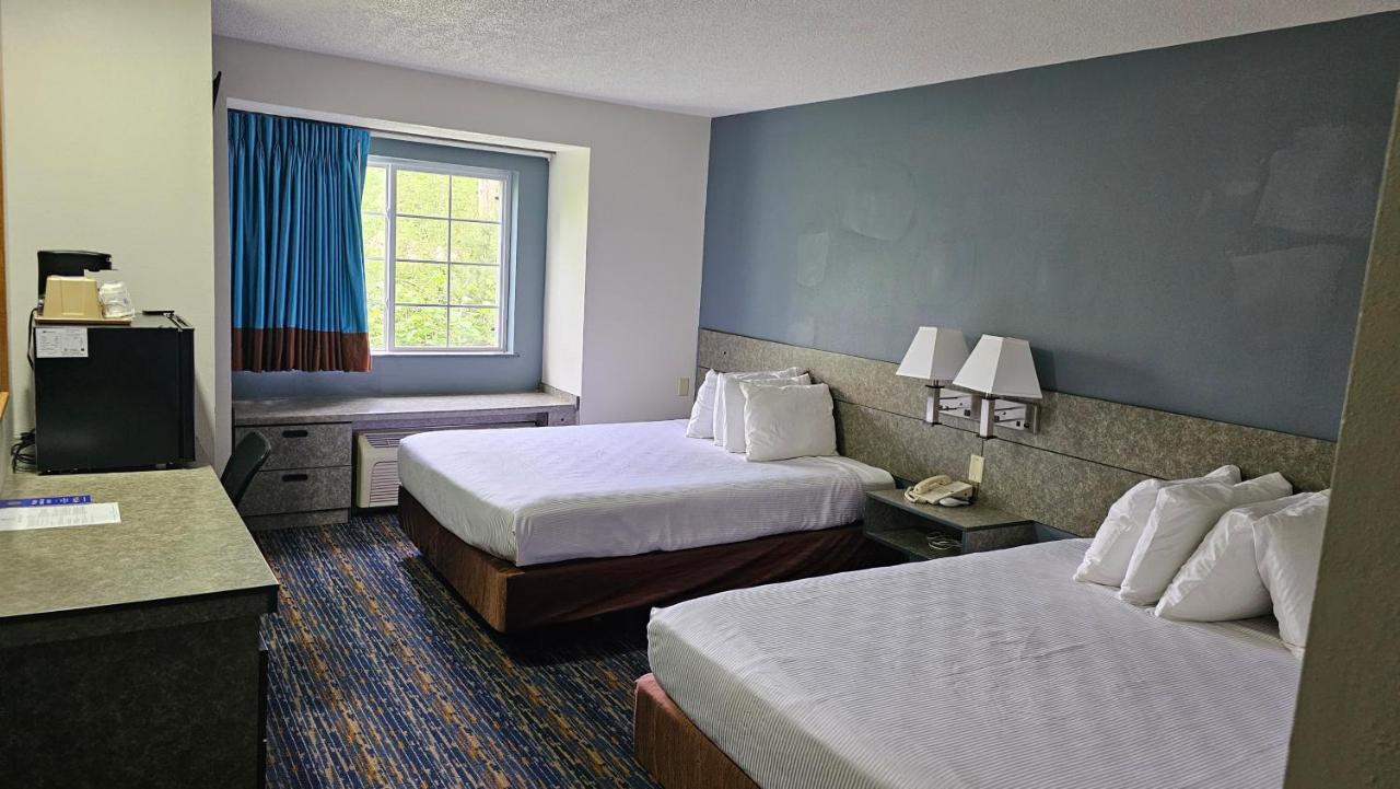 Mj Inn And Suites Marienville Bagian luar foto