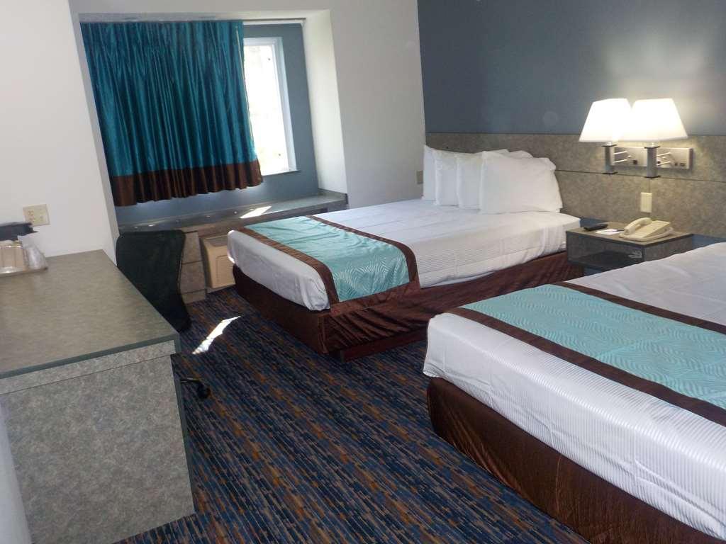 Mj Inn And Suites Marienville Bagian luar foto